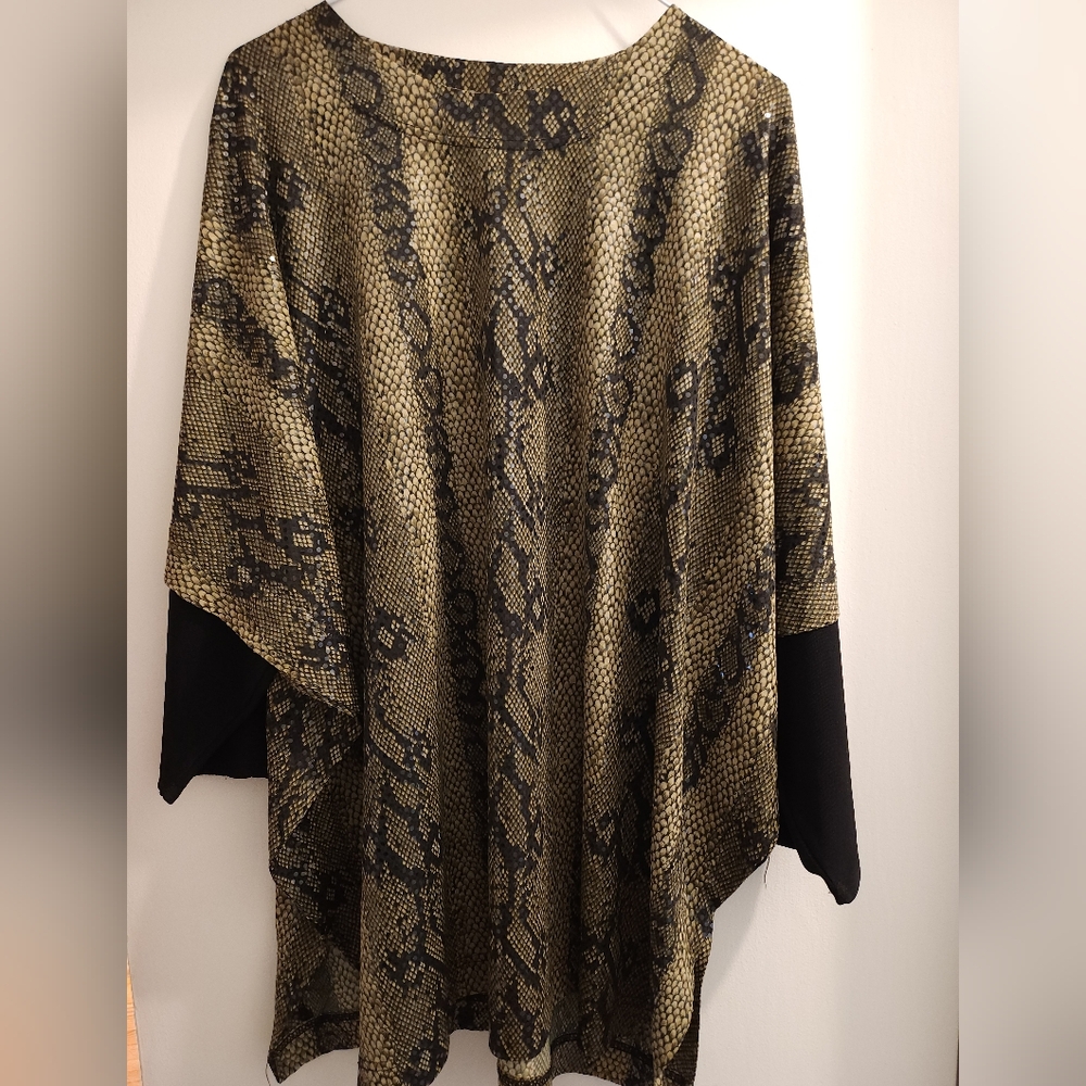 Bee Australia Sequined Tunic. One Size. Preloved.
